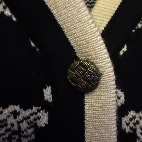 Nancy Tang Black and White Men's Cardigan - Picture 3 of 6